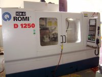 CENTRO MECANIZADO Romi D-1250 